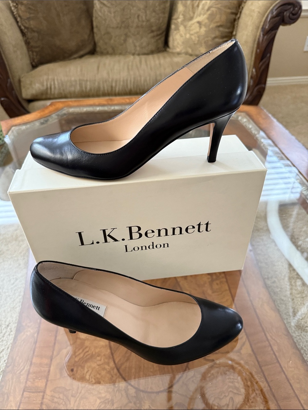 LK Bennett “Samira” Black Leather Classic Pump 👠 39 EUR 8.5 - 9 US